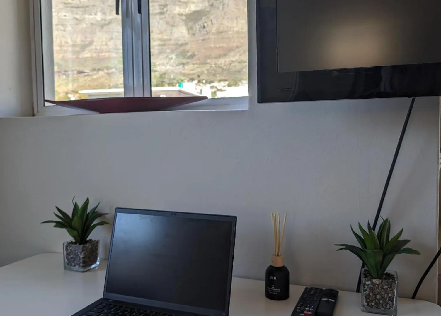 Breathtaking Table Mountain View Apartment In The Heart Of Gardens Città del Capo