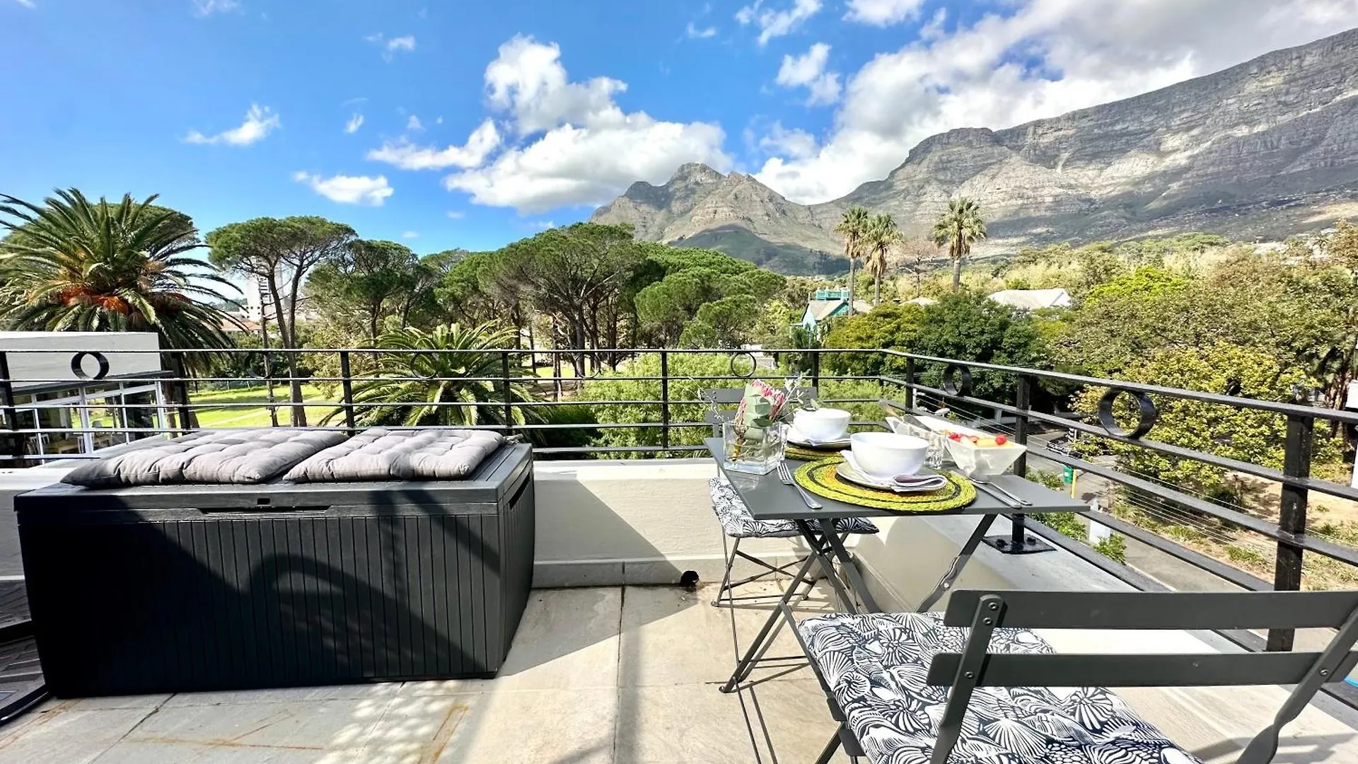 Breathtaking Table Mountain View Apartment In The Heart Of Gardens Città del Capo Sudafrica